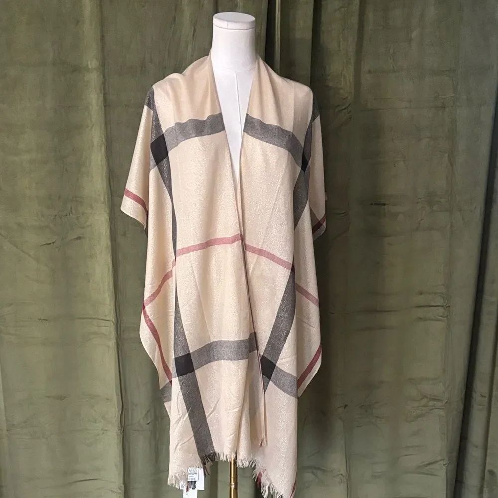 NWT Jessica McClintock Beige and Pink kimono Shawl